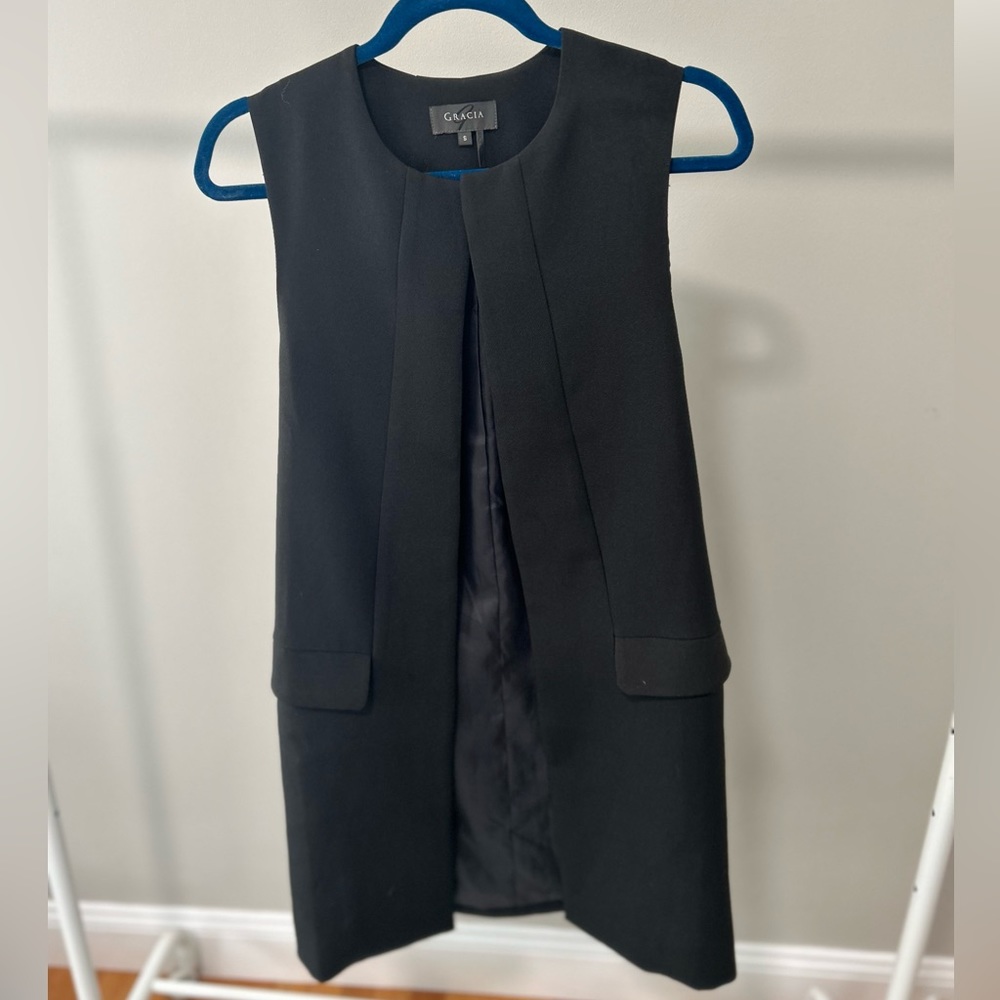Lightly Used Garcia Blazer Vest- Black
